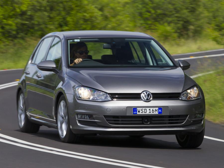  Volkswagen Golf TSI BlueMotion 5-Door 2013 года  (AU) (фото 8 из 30)